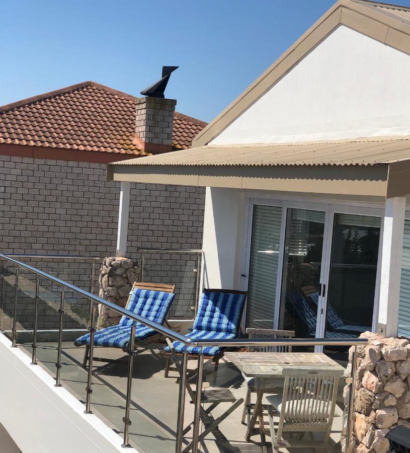 Views At 69 B&B Langebaan Luaran gambar